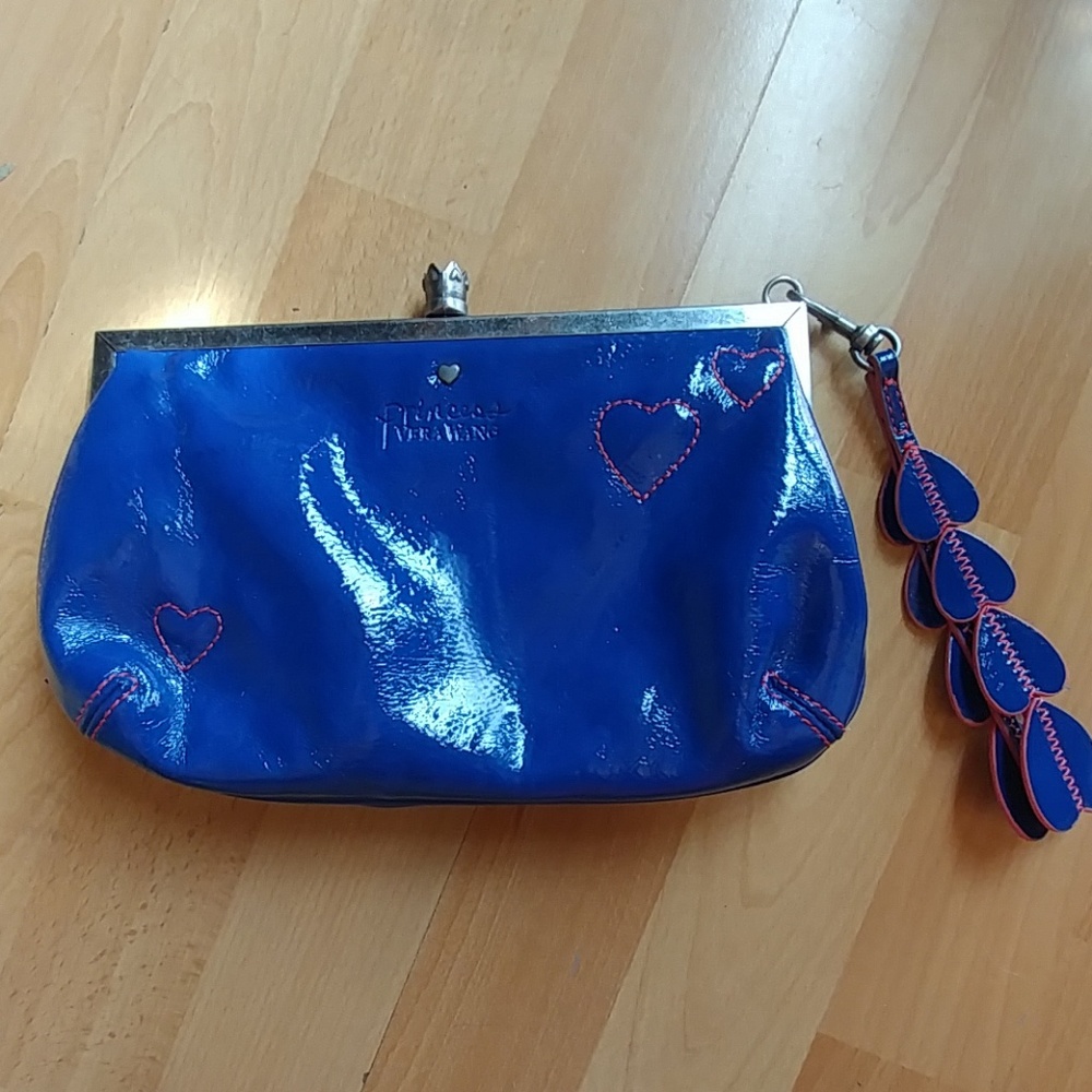 PRINCESS VERA WANG CLUTCH COBALT BLUE PATENT LEATH
